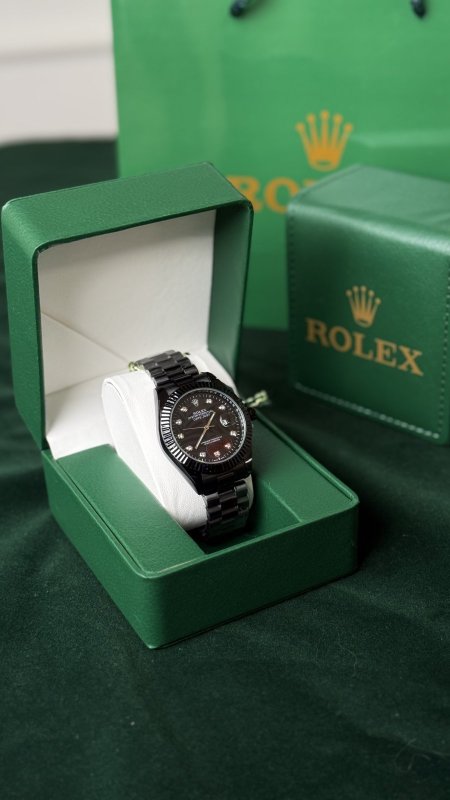 ساعة - Rolex شبابية زركون / شامل العلبة و الكيس اسود اسود